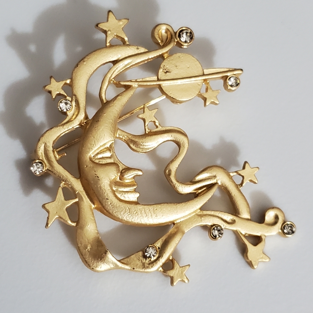 Universe brooch pin moon Stars planet earth crystal stones vintage style NEW